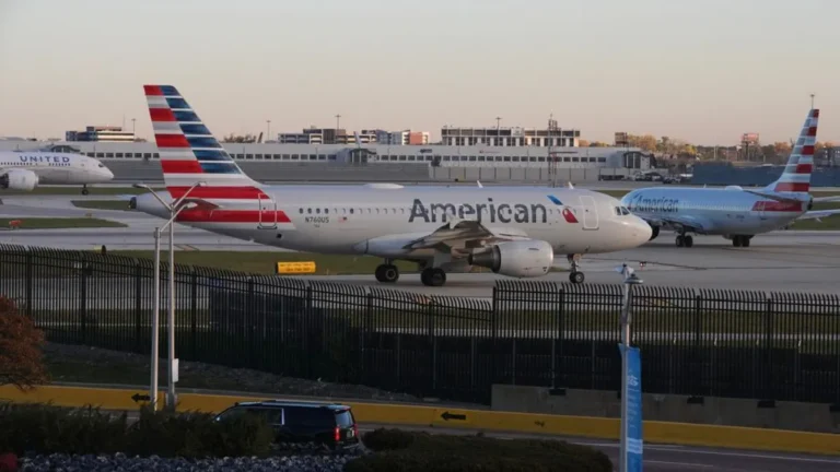 5000 Flights Canceled at 40 Airports in America